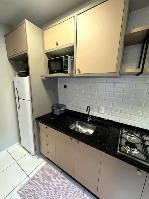 Condominio Solar Di Lucca Lindo Apartamento Com Ar Condicionado E Proximo A Uel Λοντρίνα Εξωτερικό φωτογραφία