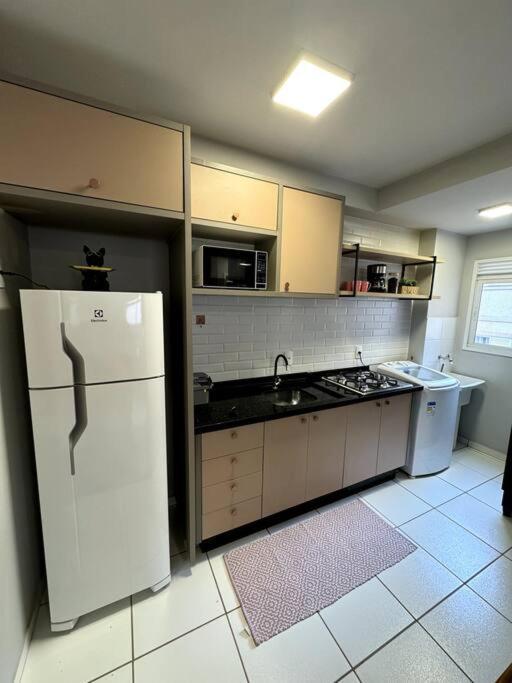 Condominio Solar Di Lucca Lindo Apartamento Com Ar Condicionado E Proximo A Uel Λοντρίνα Εξωτερικό φωτογραφία